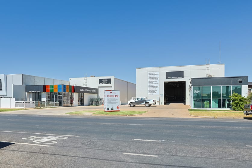 43-45 Tenth St Mildura VIC 3500 - Image 1