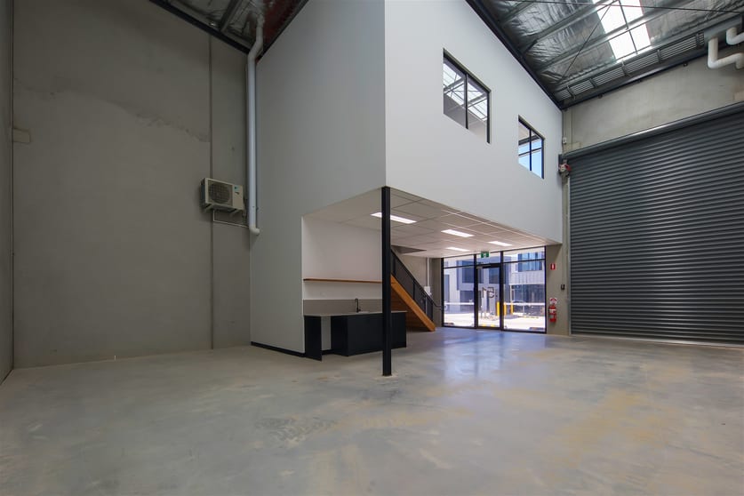 Click to view all images 51/90 Cranwell Street Braybrook VIC 3019 - Image 3