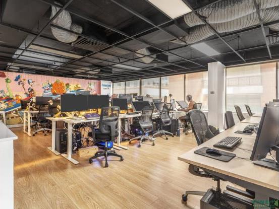Click to view all images Level 3 Suite Suite B/43 East Esplanade Manly NSW 2095 - Image 2