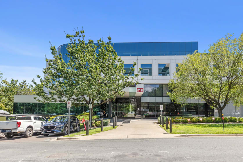 Click to view all images 50 Blackall Street Barton ACT 2600 - Image 3