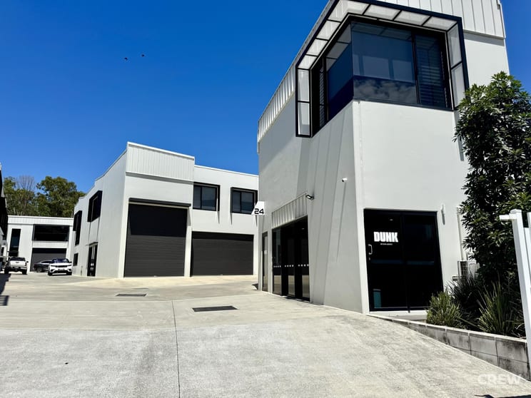 Click to view all images 24/25 Alex Fisher Drive Burleigh Heads QLD 4220 - Image 1