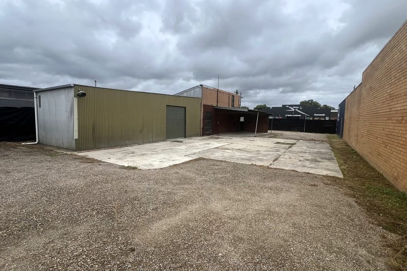 81 Macleod Street Bairnsdale VIC 3875 - Image 3