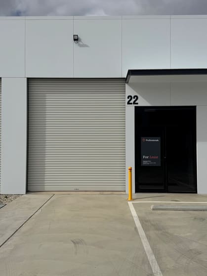 Click to view all images T22/39-41 Tenth Street Mildura VIC 3500 - Image 2
