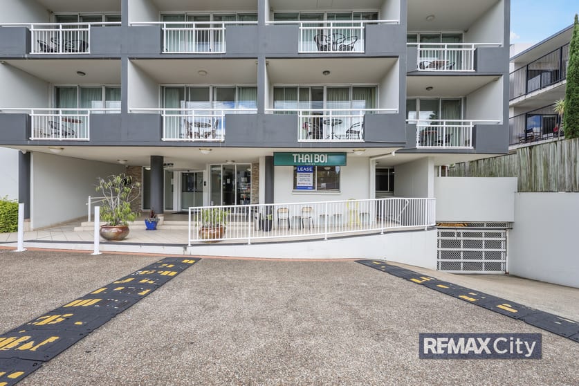 Click to view all images 192 Wellington Road East Brisbane QLD 4169 - Image 2