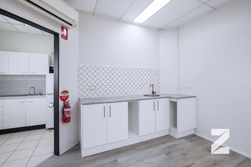 Click to view all images 5/235 Nursery Road Mount Gravatt QLD 4122 - Image 3