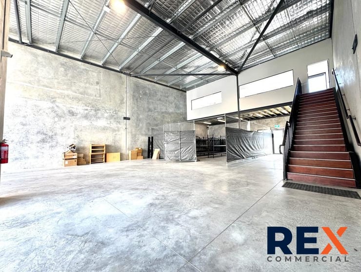 Click to view all images 8/1 Belvedere Drive Park Ridge QLD 4125 - Image 2
