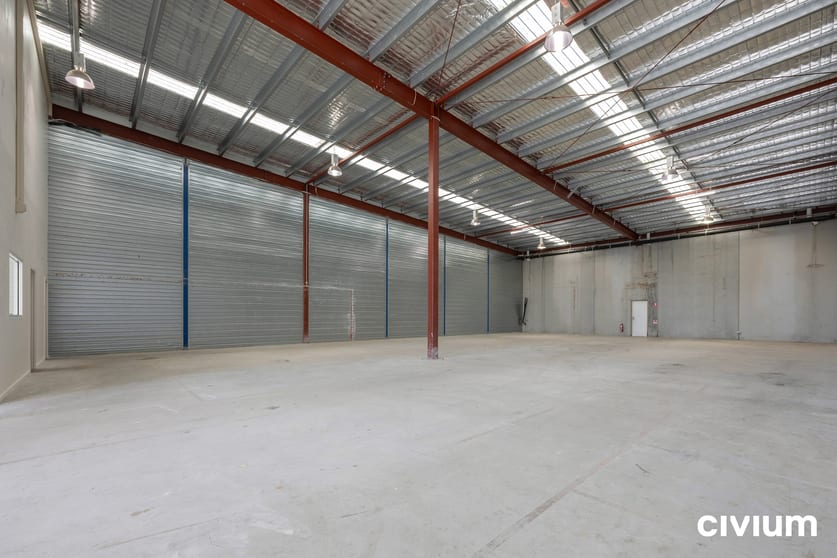 Click to view all images 2/11 Bodalla Place Fyshwick ACT 2609 - Image 2