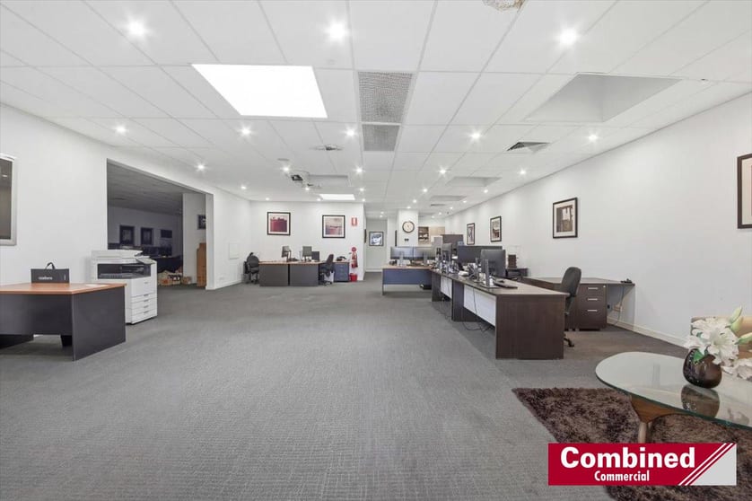 Click to view all images 1/79 Lasso Road Gregory Hills NSW 2557 - Image 3