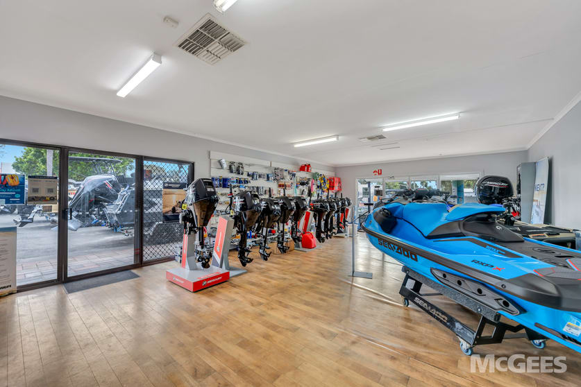 Click to view all images 39 Cadell Street Goolwa SA 5214 - Image 3
