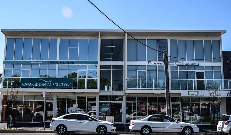 Click to view all images 2/12 Beverley Avenue Warilla NSW 2528 - Image 3