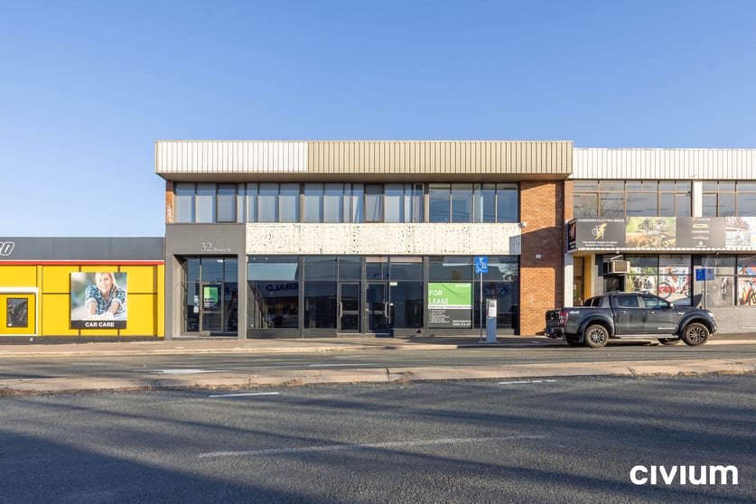Click to view all images 32 Botany Street Phillip ACT 2606 - Image 1