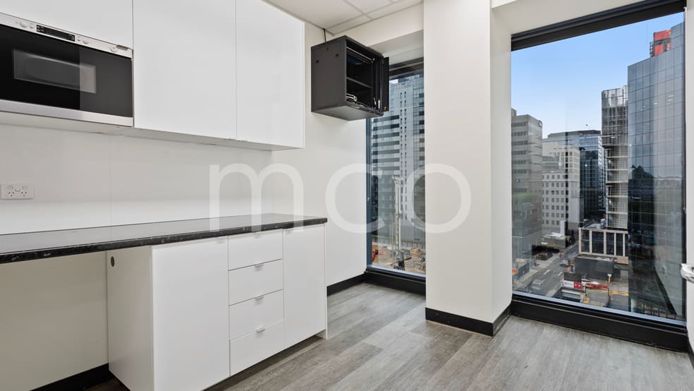 Click to view all images Suites 546 & 548/1 Queens Road Melbourne VIC 3004 - Image 1