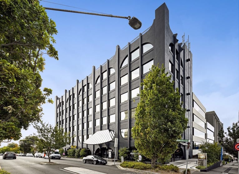 Click to view all images 689 Burke Road Camberwell VIC 3124 - Image 2