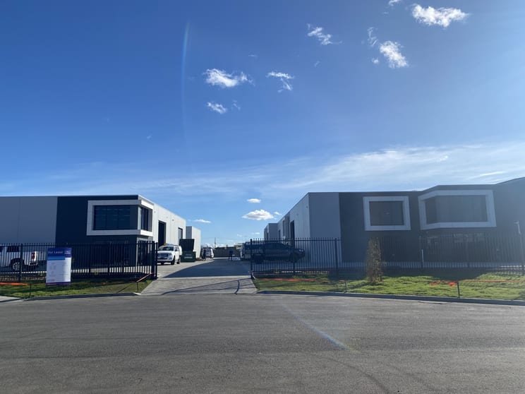 Click to view all images 12/10 Builders Close Wendouree VIC 3355 - Image 1