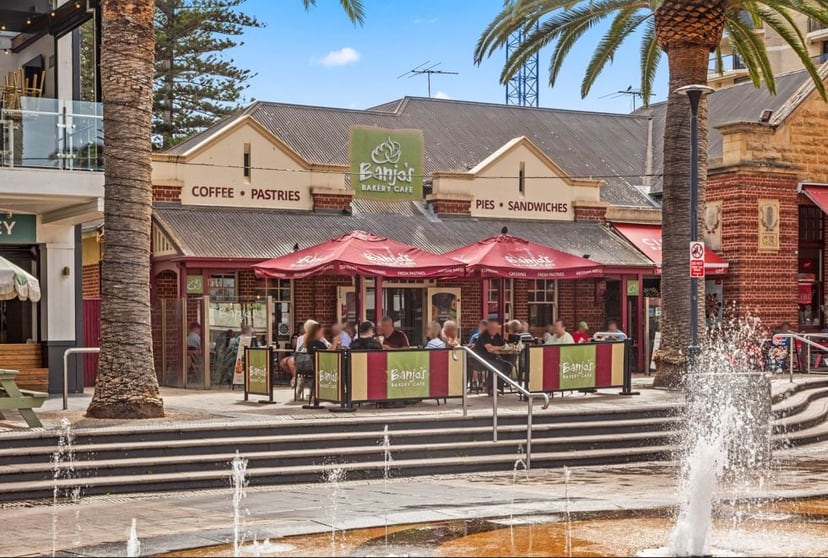 15 Moseley Square Glenelg SA 5045 - Image 1