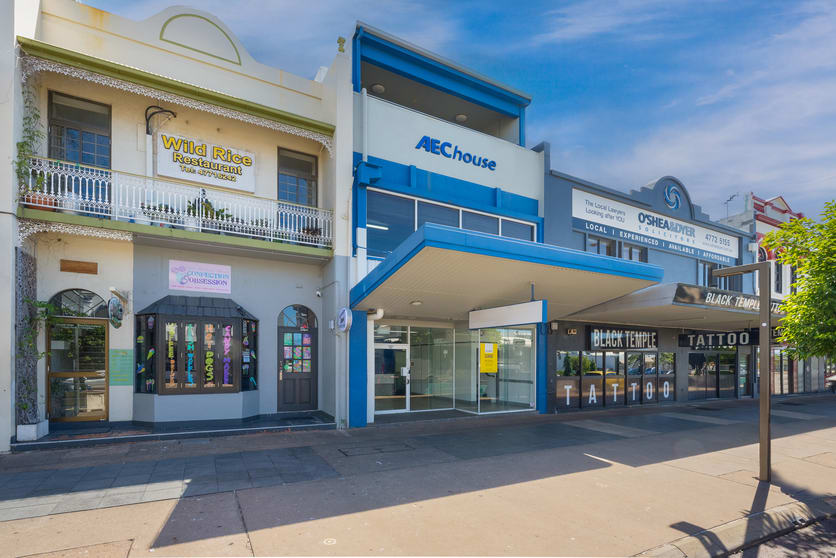 Click to view all images 231-233 Flinders Street Townsville City QLD 4810 - Image 1