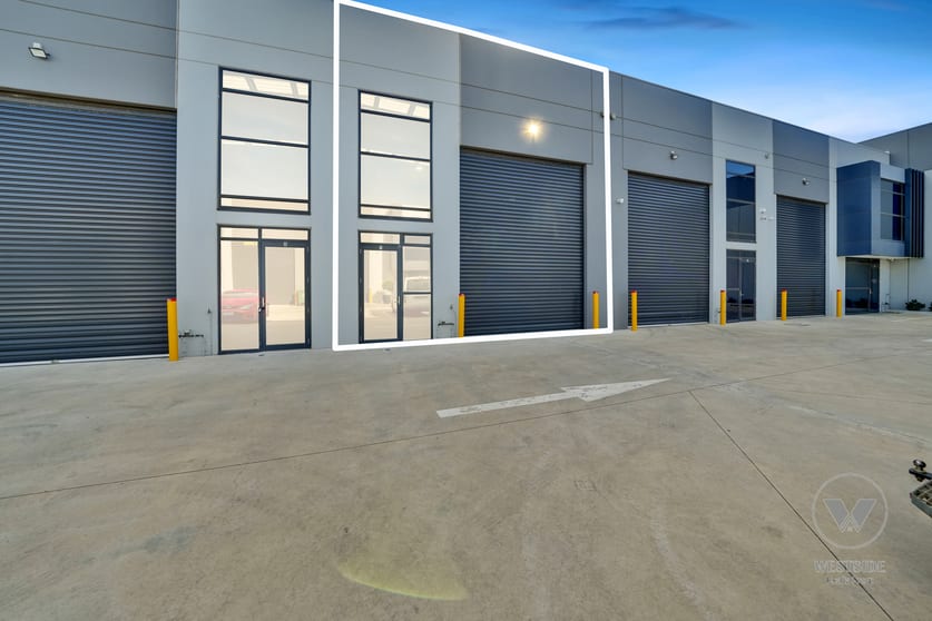 Click to view all images 9/43 Launceston Street Williamstown North VIC 3016 - Image 3
