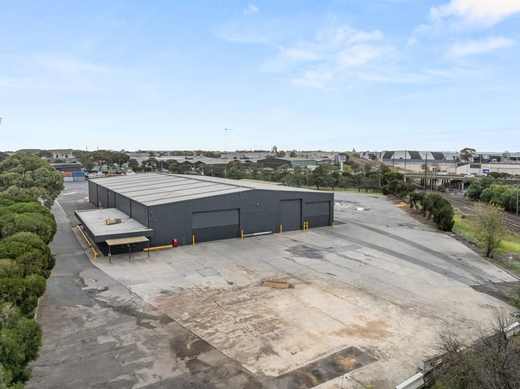 Click to view all images 525 Geelong Road Brooklyn VIC 3012 - Image 5