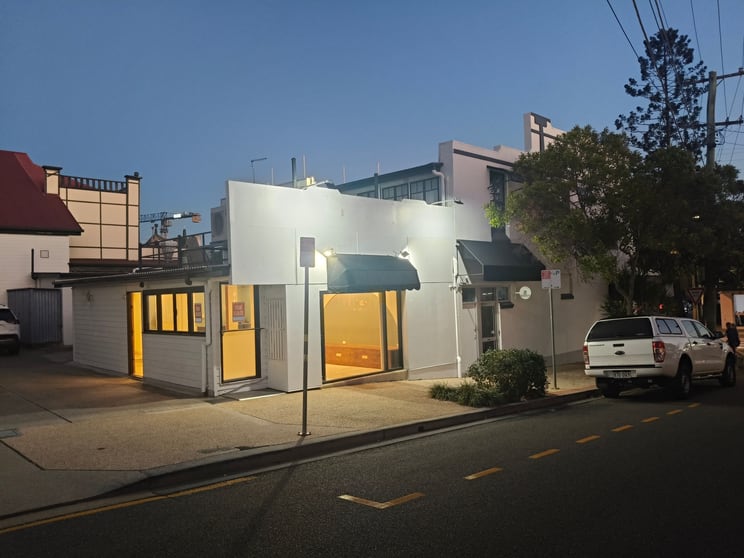 158 Oxford Street Bulimba QLD 4171 - Image 2