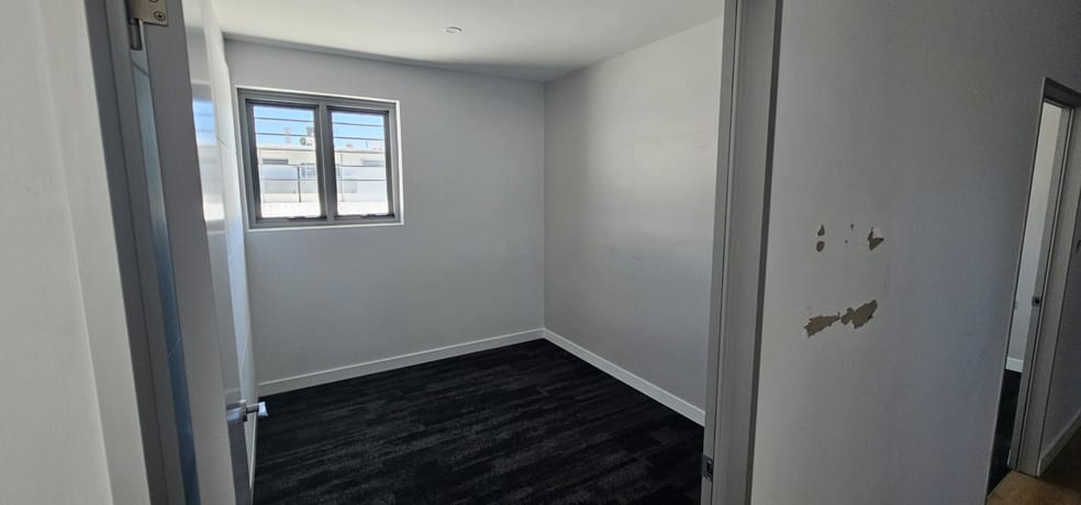 Click to view all images 334 Foxwell Road Coomera QLD 4209 - Image 3
