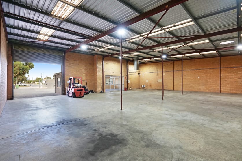 9 Burwash Place Maddington WA 6109 - Image 3