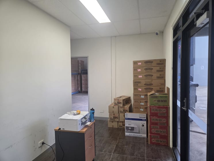 Click to view all images 1/15 Harrison Court Melton VIC 3337 - Image 3