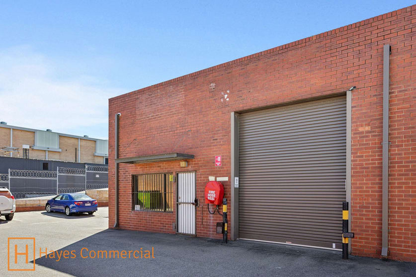 7/4 McNeece Place O'connor WA 6163 - Image 2