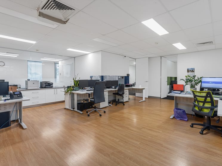 Click to view all images 6/10-12 Wingate Road Mulgrave NSW 2756 - Image 3