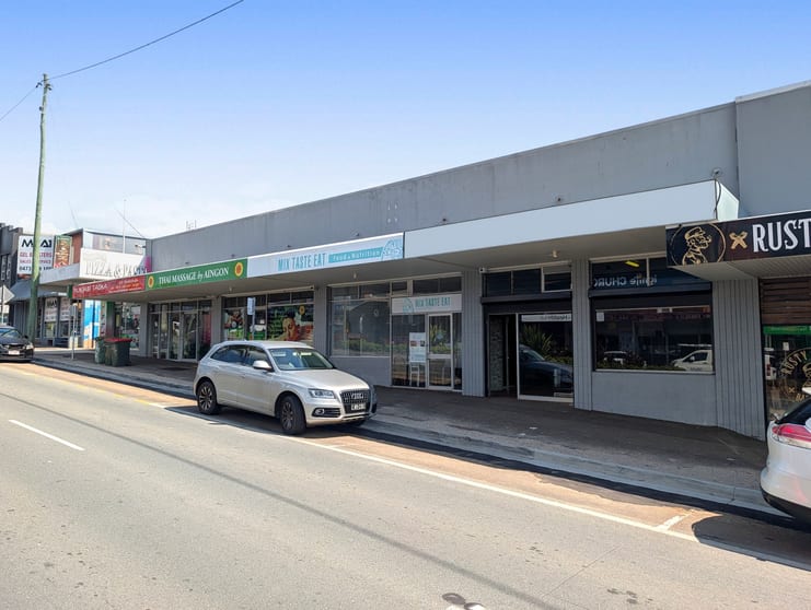 Click to view all images 4/6-22 Currie Street Nambour QLD 4560 - Image 1