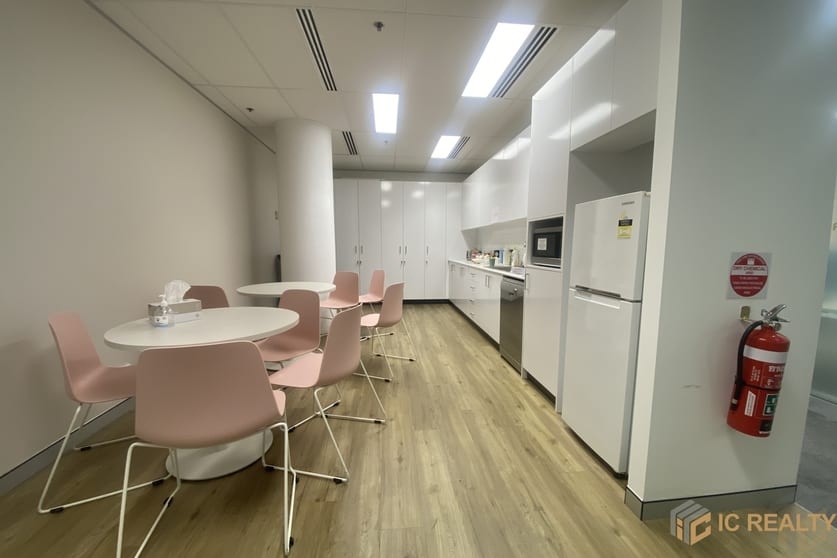Click to view all images Level 2, 2.02/12 Help Street Chatswood NSW 2067 - Image 3