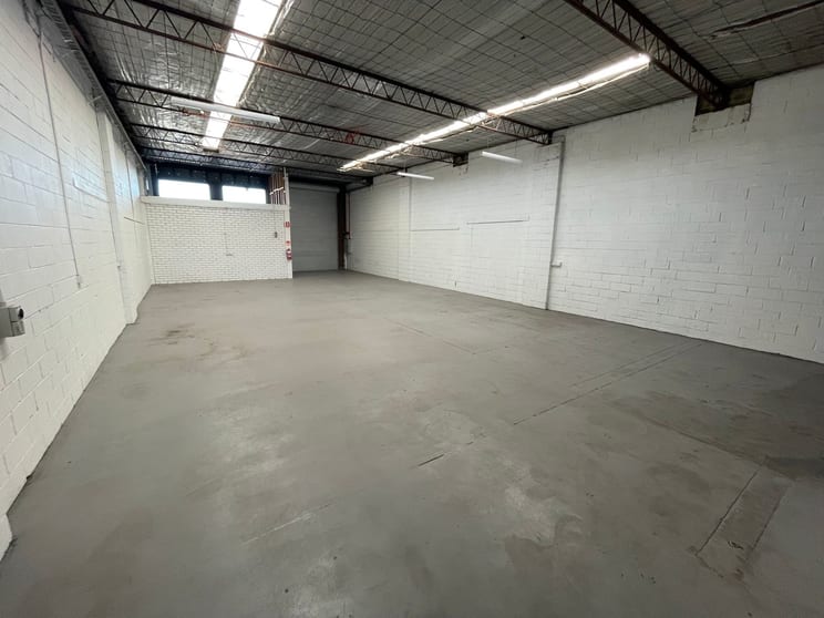 8/124-126 Keys Road Cheltenham VIC 3192 - Image 3