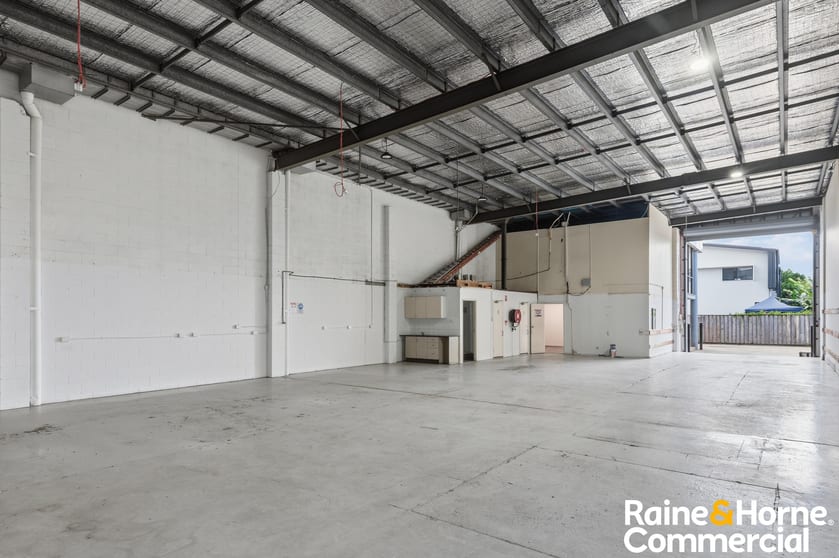 Click to view all images 7/80 Webster Road Stafford QLD 4053 - Image 3