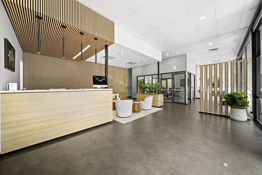 Click to view all images 1&2/106 Queen Street Southport QLD 4215 - Image 3