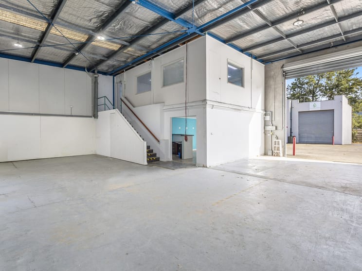 Click to view all images 23/10 Victoria Avenue Castle Hill NSW 2154 - Image 2