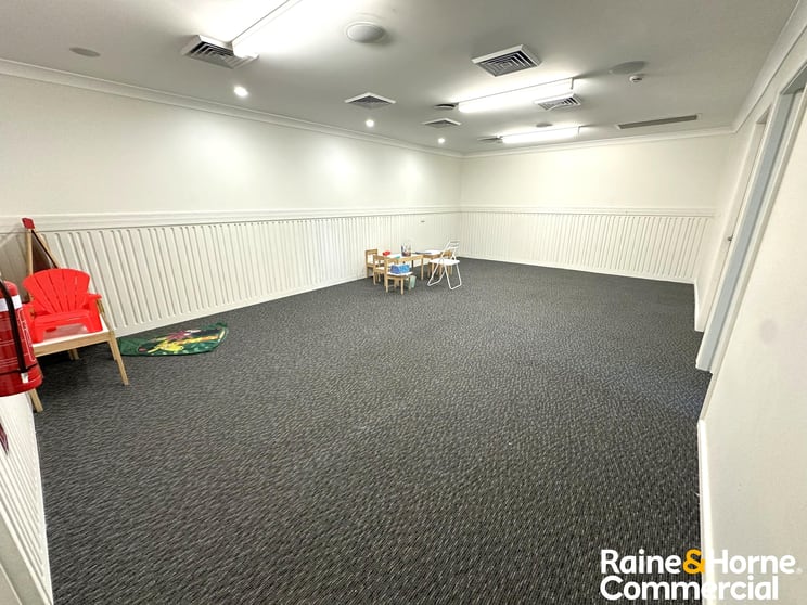 Click to view all images 28 Bell Street South Windsor NSW 2756 - Image 3
