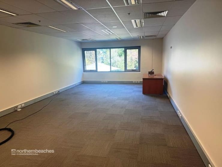 Click to view all images Warriewood NSW 2102 - Image 3