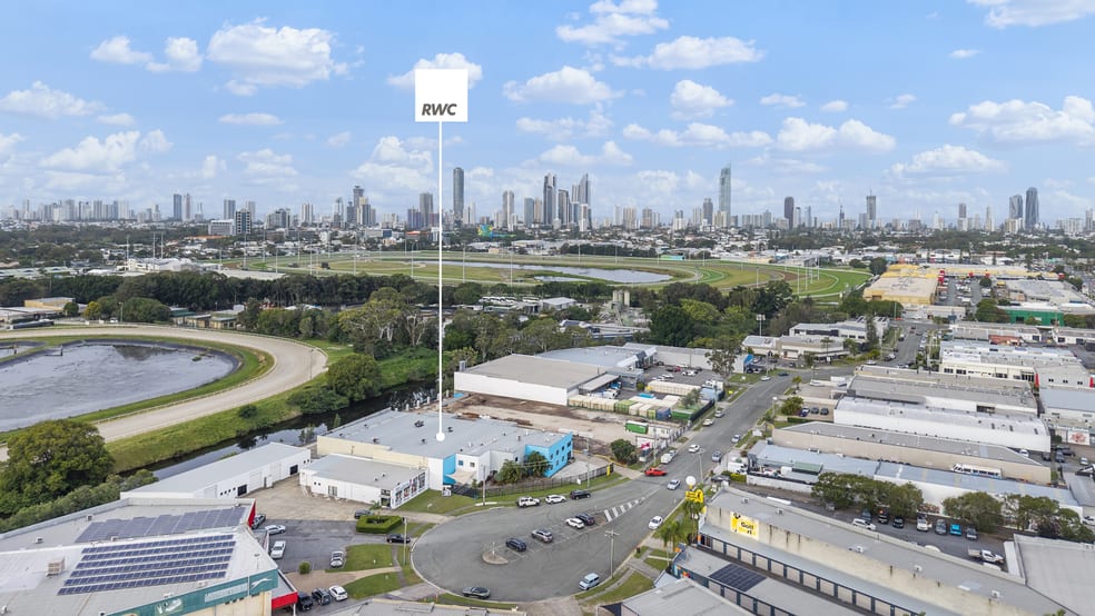 Click to view all images 17 Strathaird Road Bundall QLD 4217 - Image 2