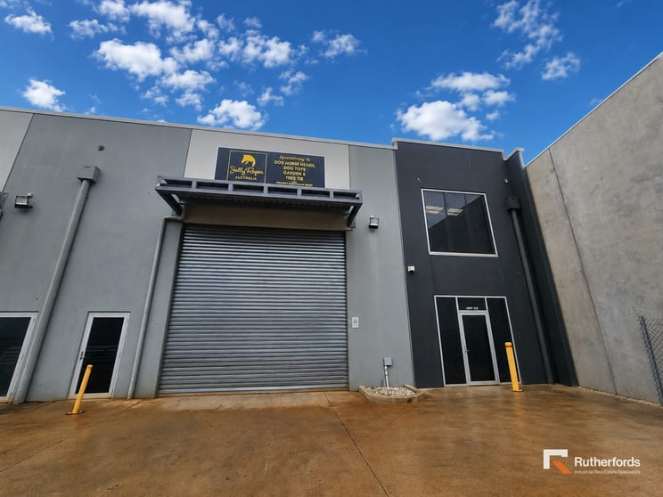 3/2 Brooke Court Melton VIC 3337 - Image 1