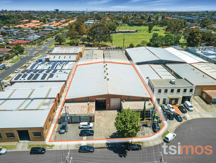1 & 3 Remont Court Cheltenham VIC 3192 - Image 2