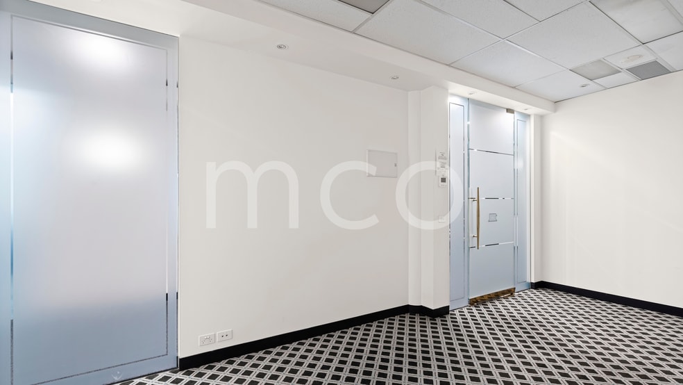 Suite 317/1 Queens Road Melbourne VIC 3004 - Image 1