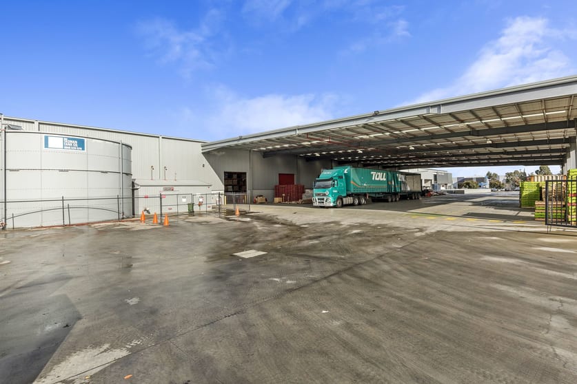 Click to view all images Warehouse A 15-27 Sunline Drive Truganina VIC 3029 - Image 4