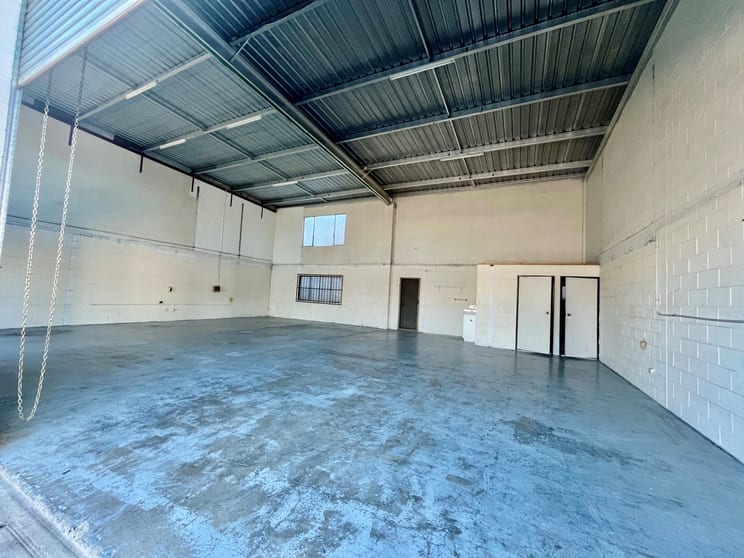 2/33 Brendan Drive Nerang QLD 4211 - Image 1