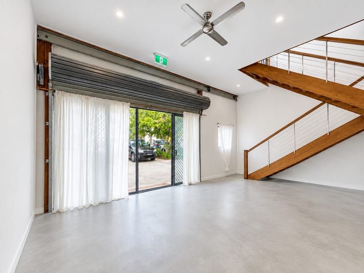 Click to view all images 2/69 Centennial Circuit Byron Bay NSW 2481 - Image 2
