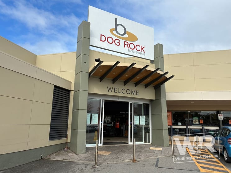 Click to view all images Dog Rock/Boulevard on Middleton Road Mount Clarence WA 6330 - Image 1