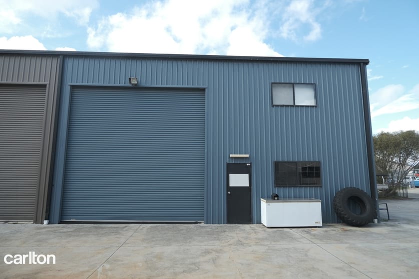 Click to view all images E/5 Sagewick Place Moss Vale NSW 2577 - Image 1