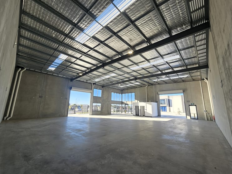 Click to view all images 2/19 Masonry Way Malaga WA 6090 - Image 2