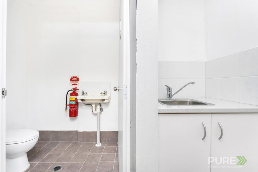 Click to view all images 8/102 Magnus Street Nelson Bay NSW 2315 - Image 3