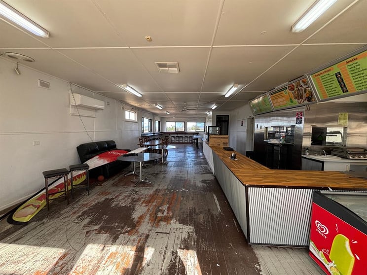 Click to view all images 51 Peel Street Tamworth NSW 2340 - Image 3
