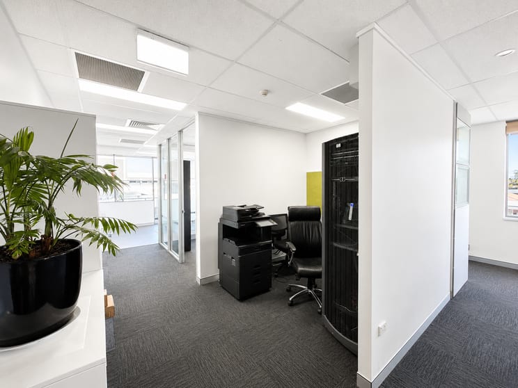 Click to view all images 26/75 Wharf Street Tweed Heads NSW 2485 - Image 3
