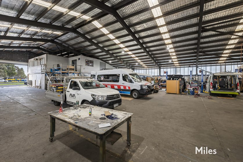 Click to view all images 1636-1638 Sydney Road Campbellfield VIC 3061 - Image 2